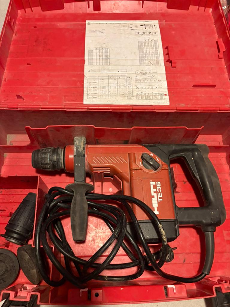 Hilti TE 35 combihamer., Ophalen of Verzenden, Zo goed als nieuw, Boor- en/of Breekhamer