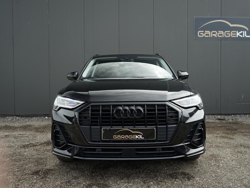 Audi Q3 35 TFSI S Line Pro Line Sportstoelen / Pano dak / BT, Euro 6, 150 pk, Zwart, Bedrijf