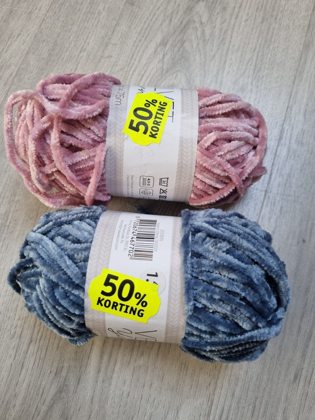 Zacht Velvet Garen - Roze en Blauw, Ophalen of Verzenden, Nieuw, Breien of Haken, Wol of Garen