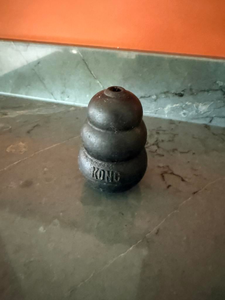 Kong extreme hondenspeelgoed, Ophalen of Verzenden, Gebruikt, Intelligentiespeelgoed