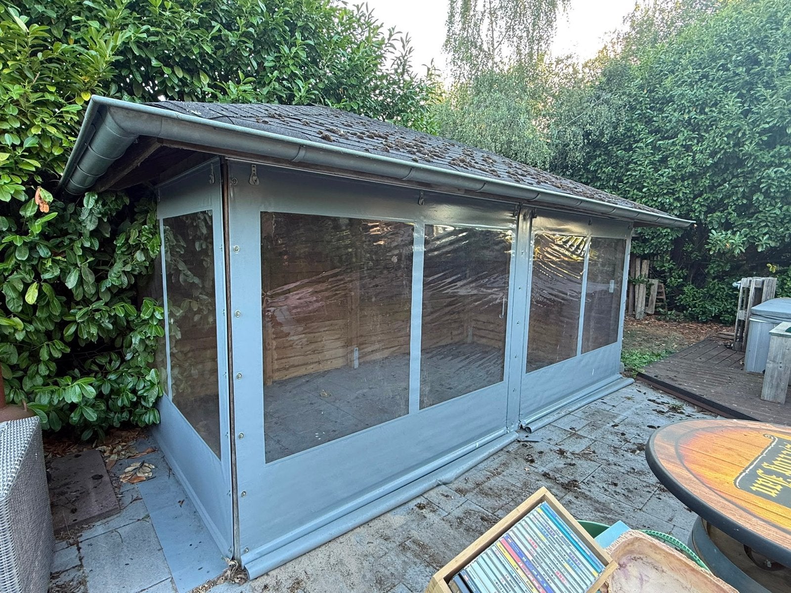 Houten tuinhuis met afneembare zeilen, Tuin en Terras, Ophalen, Tuinhuis, Zonder ramen, 500 cm of meer