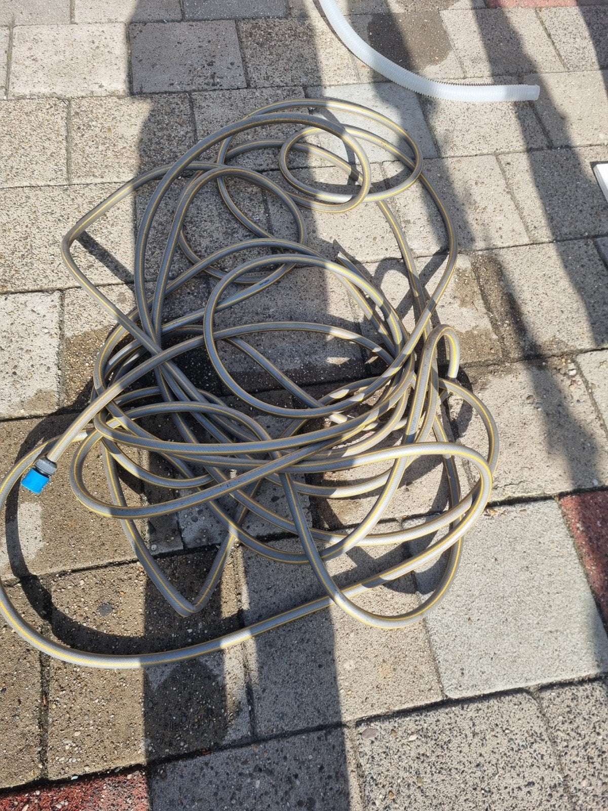tuinslang 22m
kijk ook bij mijn andere advertenties
teab, Tuin en Terras, Druppelsystemen, Ophalen