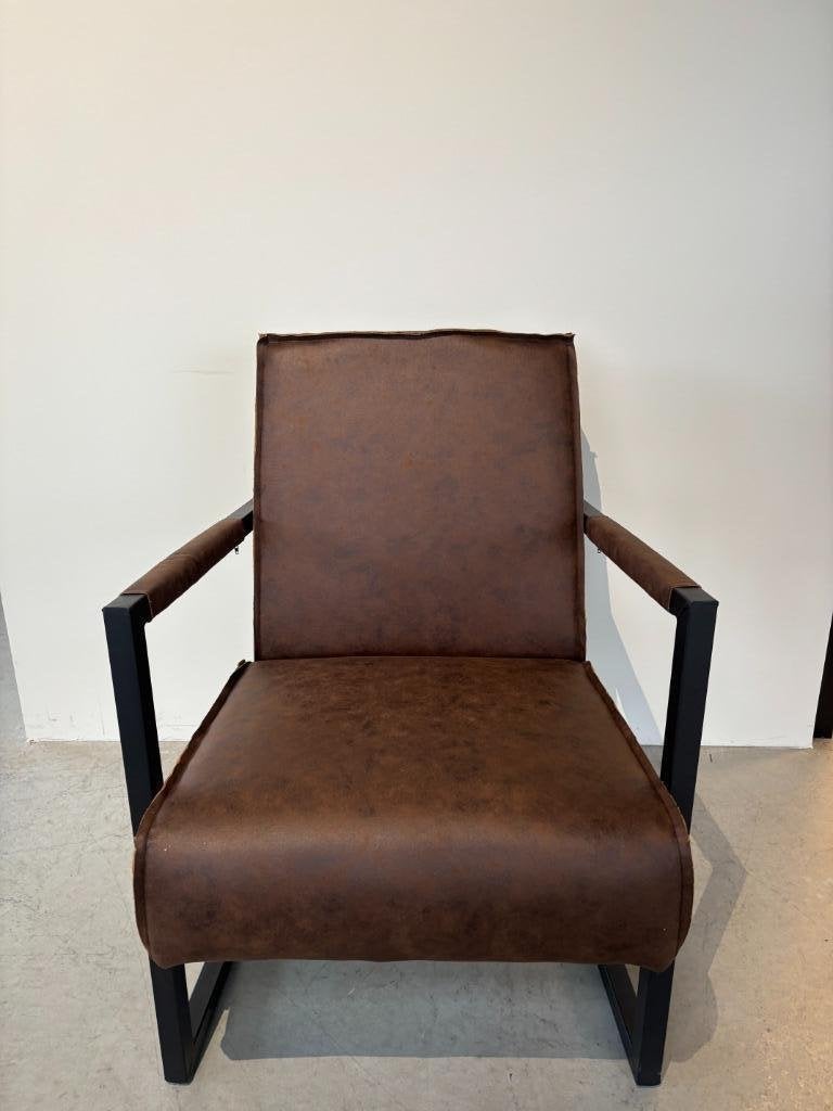 Fauteuil LEYLA, Huis en Inrichting, Fauteuils, Nieuw, Leer, Metaal, 50 tot 75 cm, Minder dan 75 cm, Ophalen of Verzenden