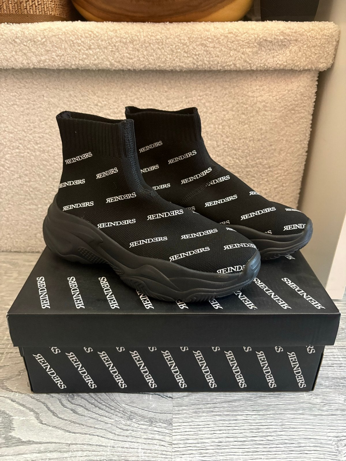 Reinders schoenen maat 37 - Zo goed als nieuw, Ophalen of Verzenden, Zo goed als nieuw, Zwart, Sneakers of Gympen