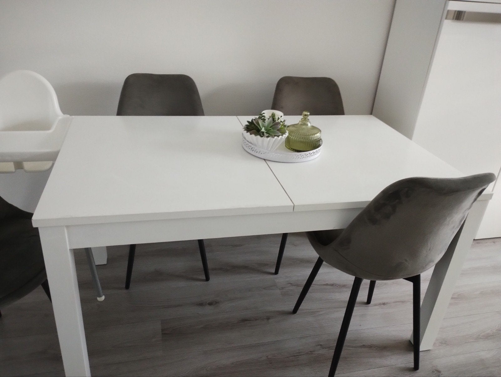 Uitschuifbare eettafel - Wit - Ikea GRATIS, Huis en Inrichting, Overige materialen, Gebruikt, 100 tot 150 cm, Modern