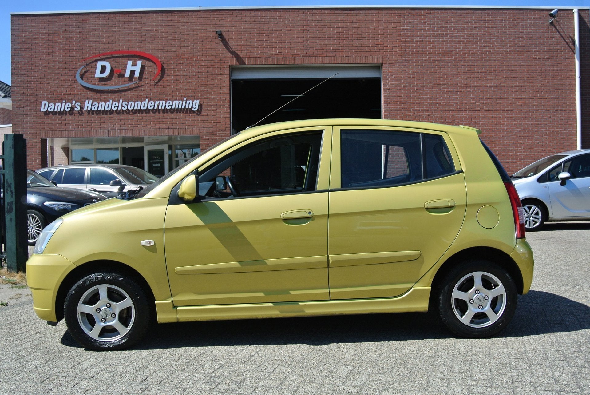 Kia Picanto 1.1 LX inruil mogelijk, Auto's, Gebruikt, 4 cilinders, 400 kg, Geel