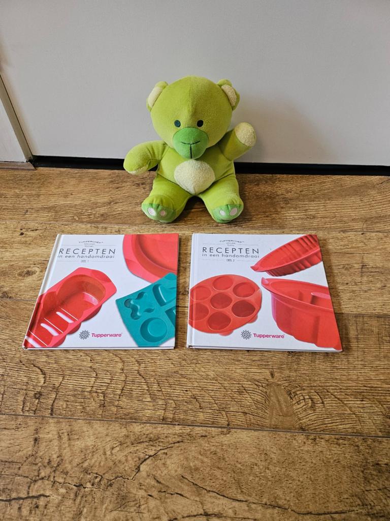 Tupperware set receptenboeken multiflex vormen, Ophalen of Verzenden, Zo goed als nieuw, Overige typen