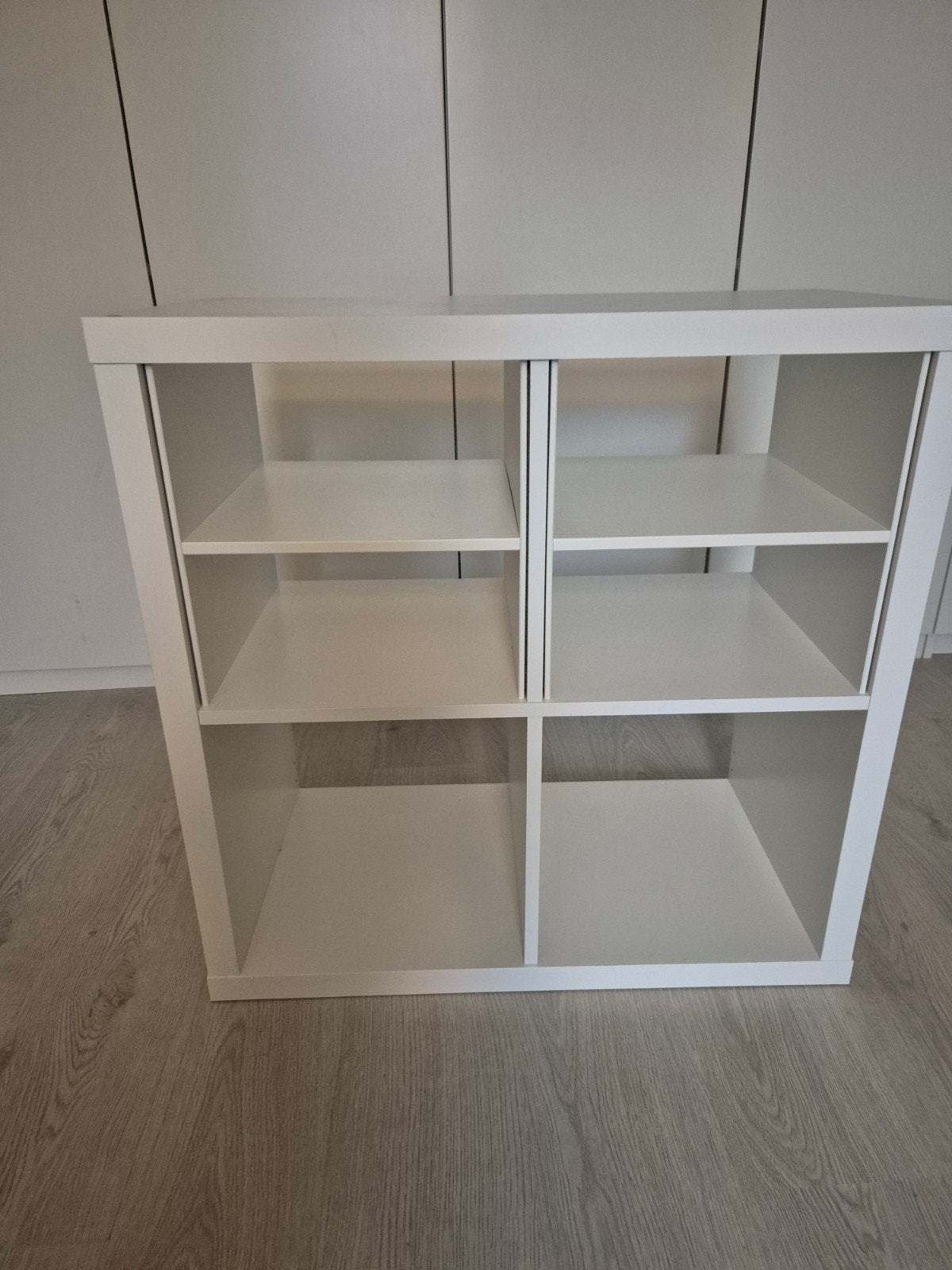 Kallax 4 vaks wit met 2x plank inzet, Ophalen, Met plank(en), 50 tot 100 cm, Zo goed als nieuw