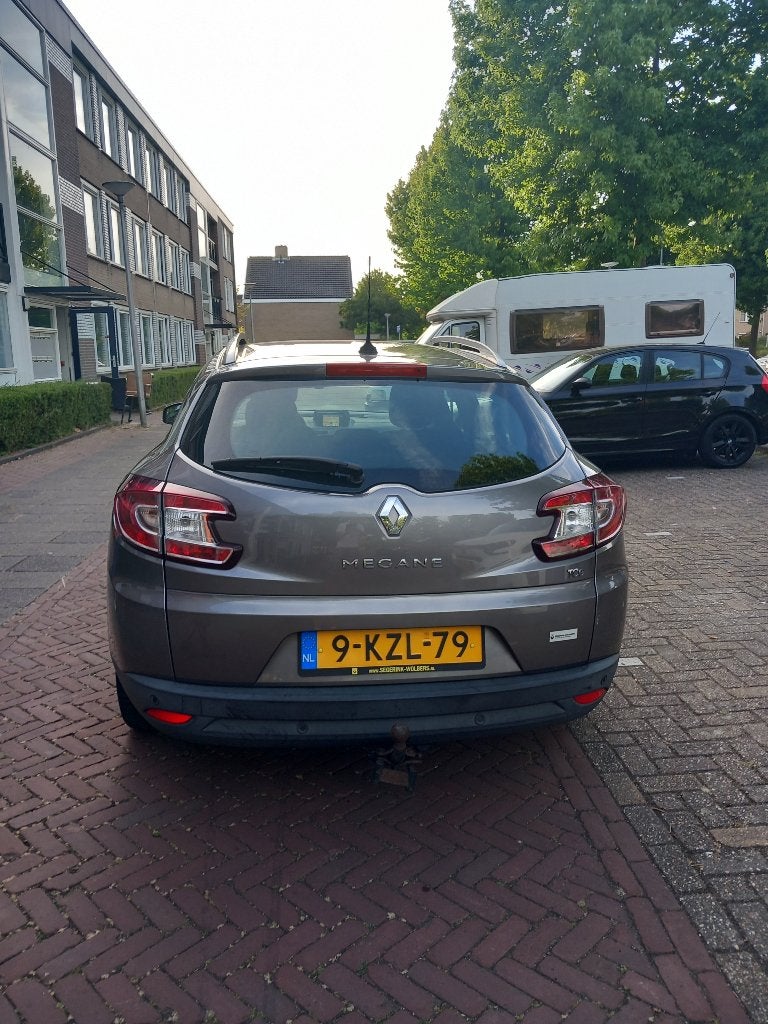 Renault Mégane 1.2 Energy TCe 115pk S&S ECO 2013 Grijs, Auto's, Voorwielaandrijving, 4 cilinders, Origineel Nederlands, Stationwagon
