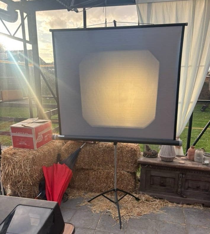 Diaprojector met scherm en Pallas Wideviewer, Ophalen of Verzenden, Gebruikt, Met scherm