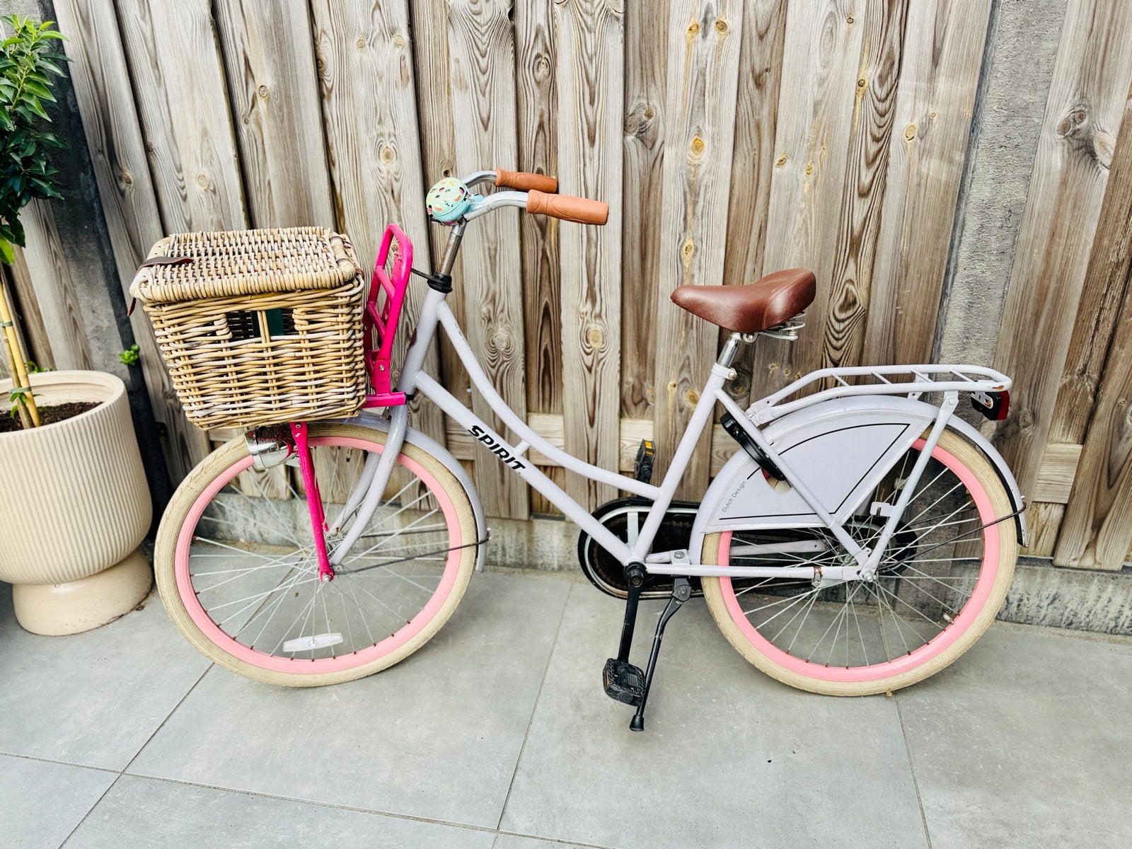 Spirit kinderfiets 24 inch incl. mand, Fietsen en Brommers, Ophalen, Gebruikt, Terugtraprem, 20 inch of meer