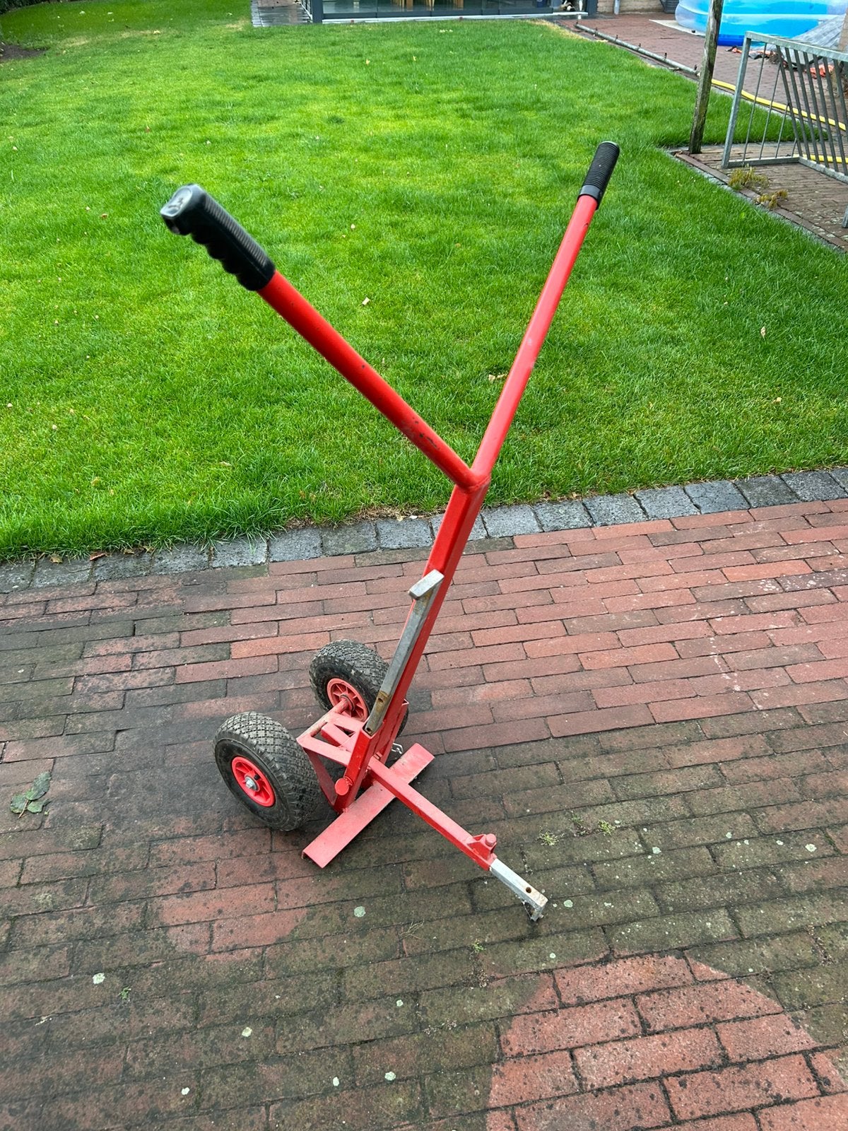 Tegeldonkey, Ophalen, Zo goed als nieuw