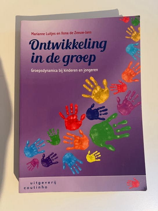 Ontwikkeling in de groep - Groepsdynamica kinderen & jongere, Boeken, Studieboeken en Cursussen, Ophalen of Verzenden, Gamma, Zo goed als nieuw