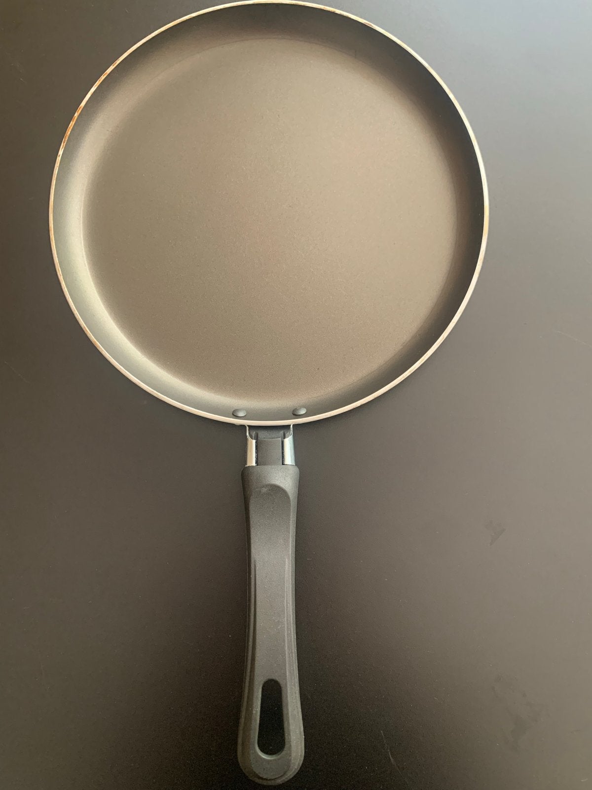 2 Pannenkoekenpannen - Slechts 1x gebruikt, Pannenkoekenpan, Antiaanbaklaag, Aluminium, Ophalen of Verzenden