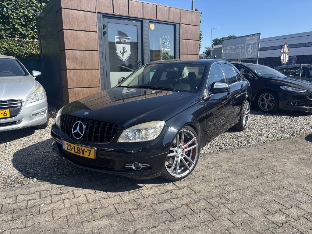 Mercedes-Benz C-Klasse 230 (bj 2007, automaat), Automaat, 2496 cc, Zwart, 11 km/l