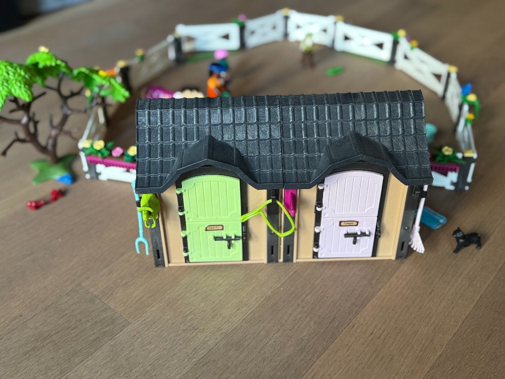 Playmobil paardenstal met paddock, paarden en accessoires, Kinderen en Baby's, Ophalen, Gebruikt