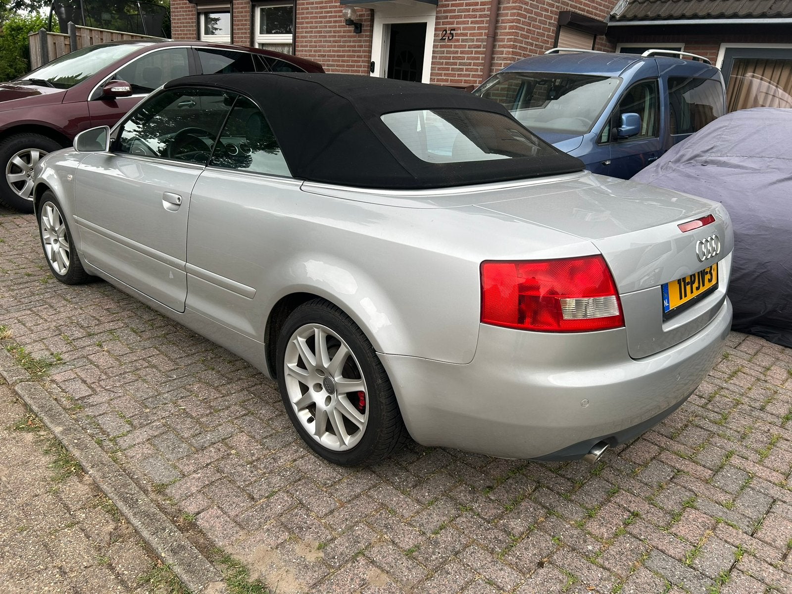 Foto 9 van Audi A4 Cabrio 3.0 V6