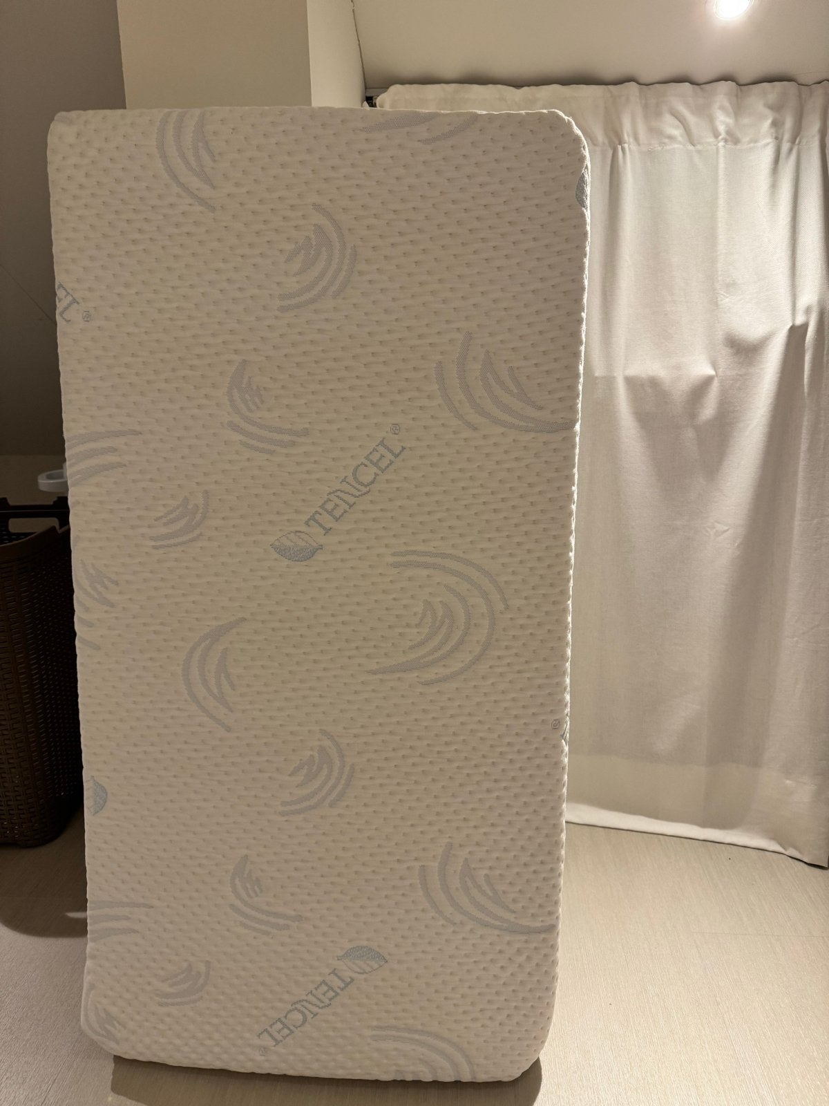 Tencel matras 60x120 cm, Ophalen, Zo goed als nieuw, Ledikant