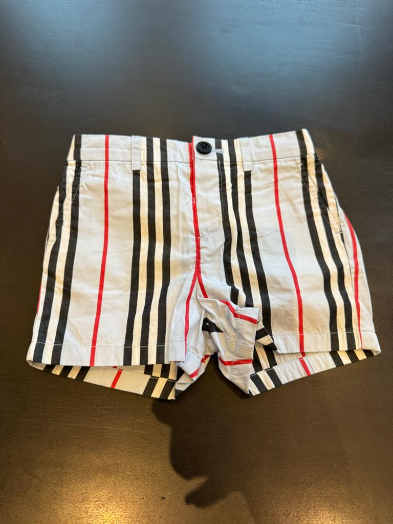 Burberry gestreepte korte broek - 18M/86cm, Ophalen of Verzenden, Zo goed als nieuw, Jongetje of Meisje, Broekje