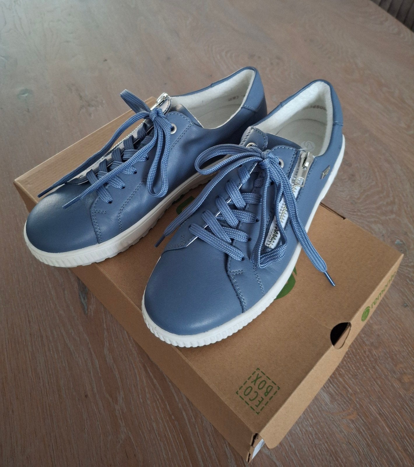 Remonte sneakers maat 39 collectie 2026, Ophalen of Verzenden, Zo goed als nieuw, Sneakers of Gympen