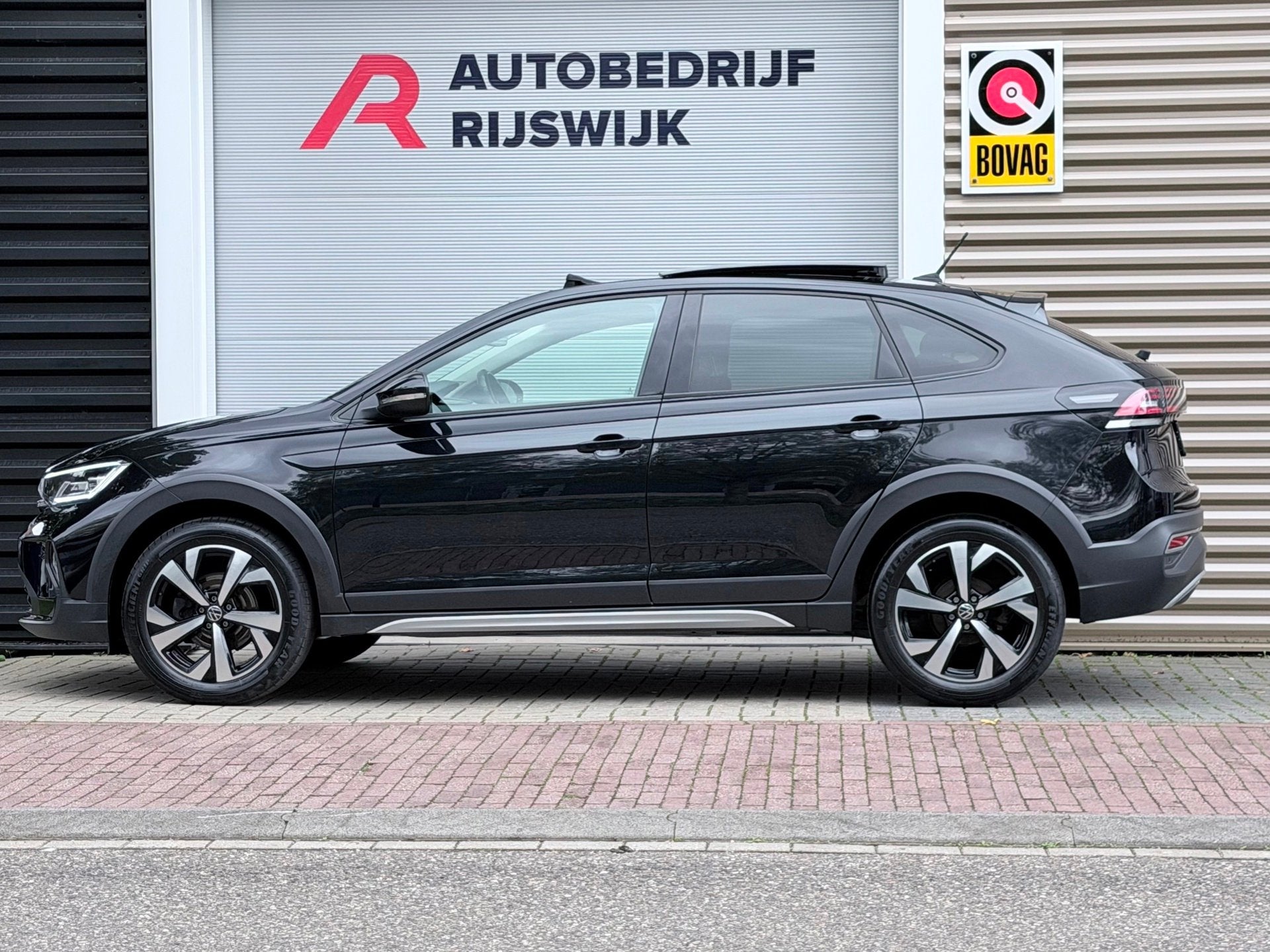 Volkswagen Taigo 1.5 TSI Style Pano/Camera/AppleCar, Auto's, Alcantara, Zwart, Origineel Nederlands, Bedrijf