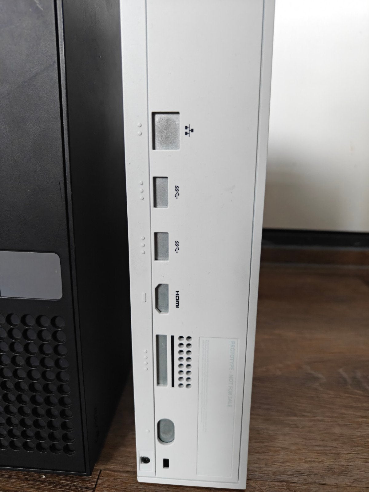 Foto 4 van XBox Series X en S (Niet voor verkoop bedoeld) Prototypes (N