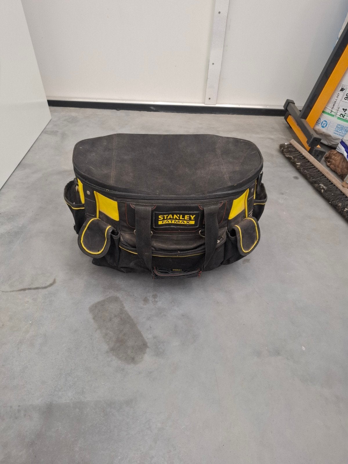 Stanley gereedschap tas, Ophalen, Gebruikt