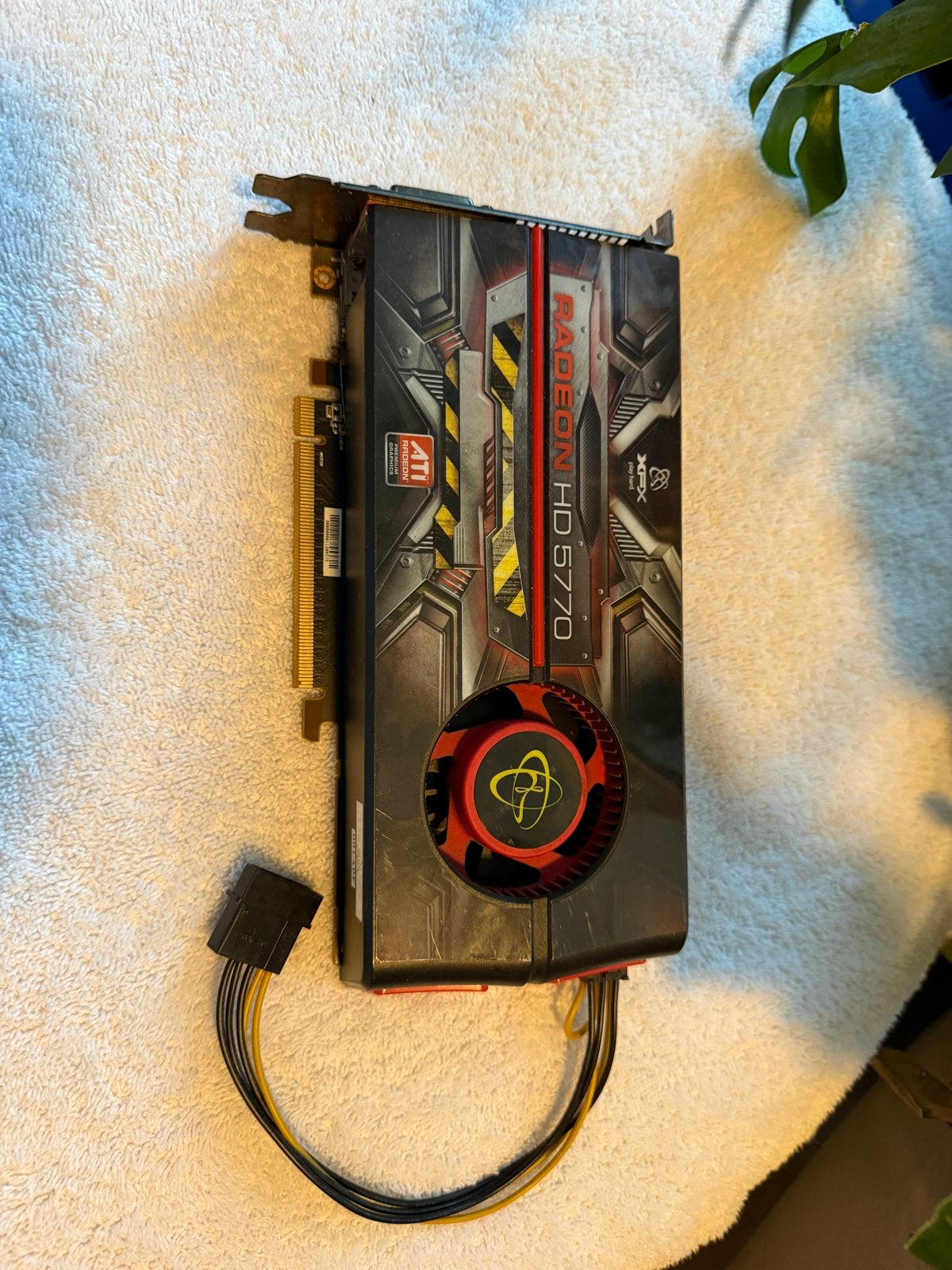 XFX ATI Radeon HD 5770 1GB GDDR5 Grafische Kaart - Retro GPU, Computers en Software, Gebruikt, Ophalen of Verzenden, GDDR5, PCI-Express 2.1