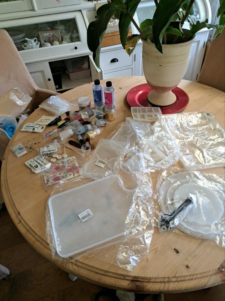 Epoxy giethars set met mallen en toebehoren, Overige thema's, Nieuw, Meerkleurig, Ophalen of Verzenden