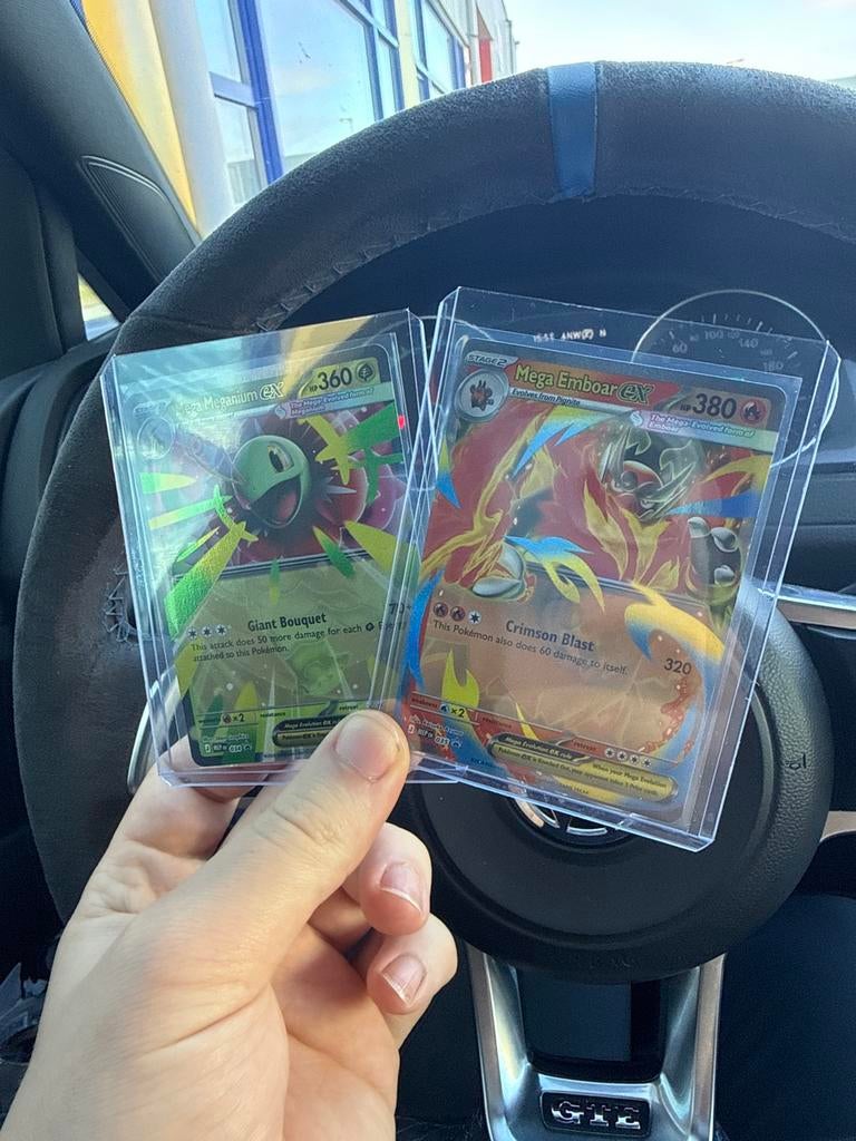 Mega Meganium EX & Mega Emboar EX Pokémon kaarten, Ophalen, Zo goed als nieuw, Meerdere kaarten, Foil