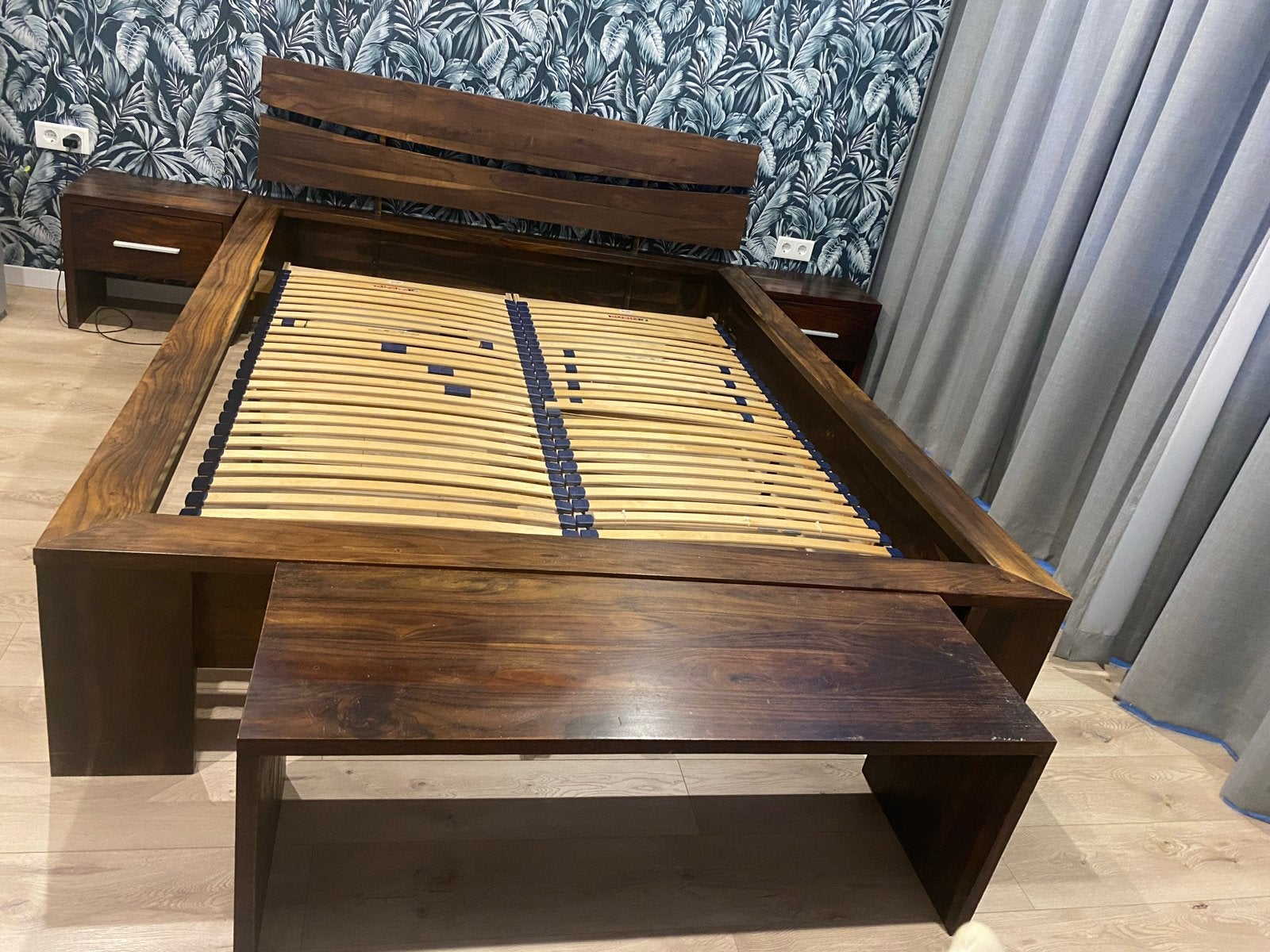 Massief Teak Houten Bed met Nachtkastjes en Bankje, Huis en Inrichting, Slaapkamer | Bedden, Ophalen, Gebruikt, Bruin, 210 cm