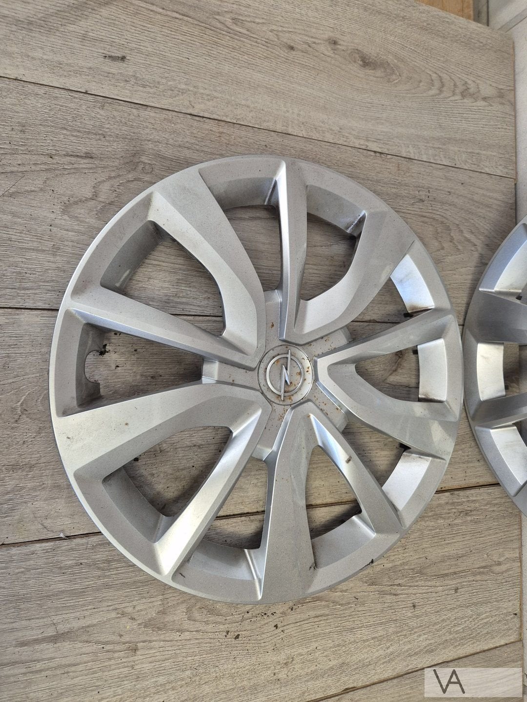 Opel Corsa F 2020 - 2025 wieldop set van 2 - 15 inch - €30, Gebruikt, -, -, Ophalen of Verzenden