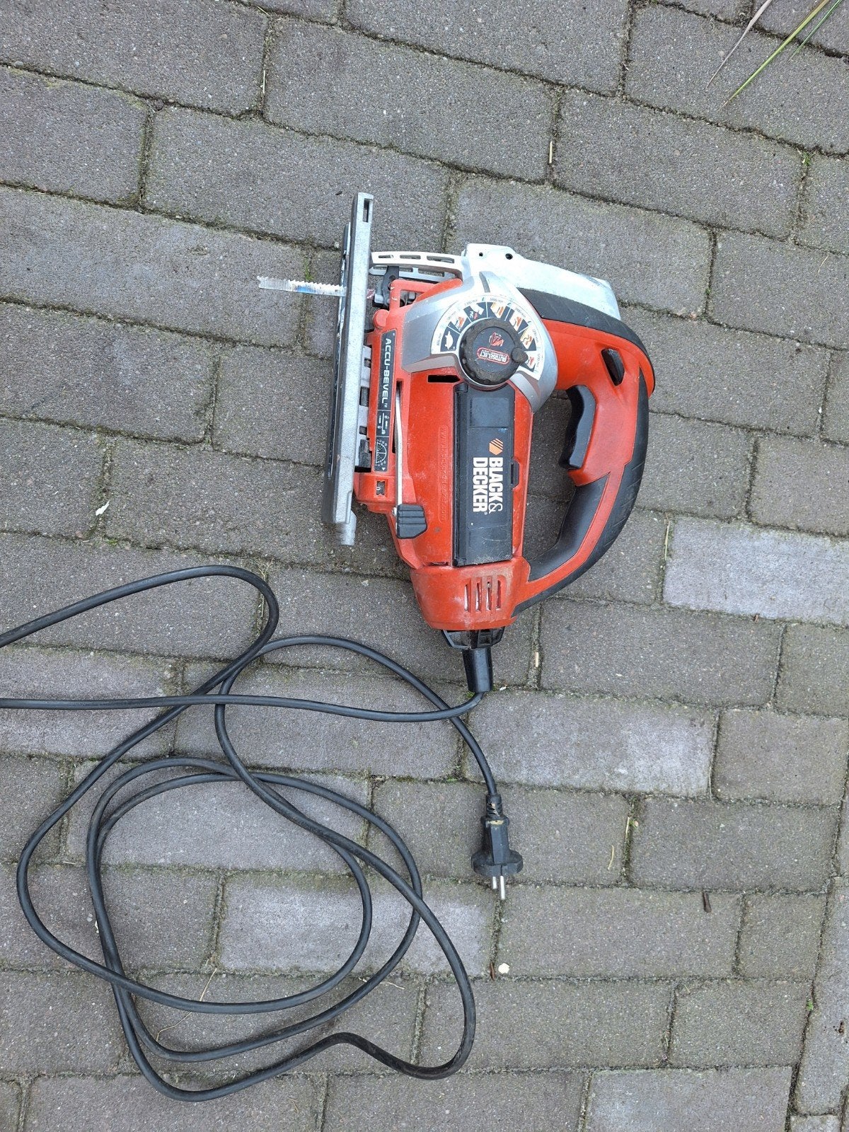 Black & Decker KS950SL Decoupeerzaag - Goede Staat, Ophalen, Gebruikt, 600 tot 1200 watt, Black & Decker