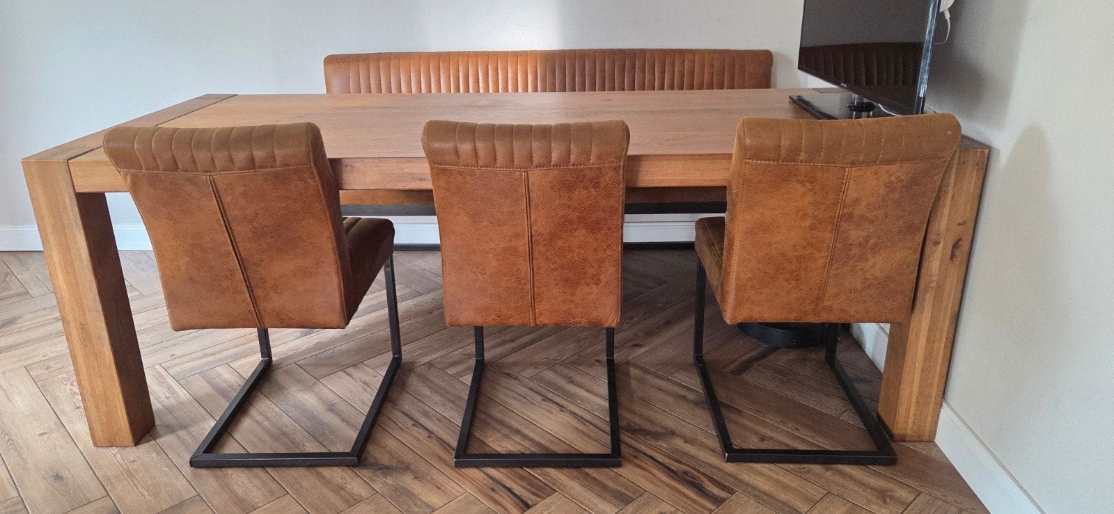 Eethoek met 3 stoelen en bank (8 persoons), Ophalen, Zo goed als nieuw, Modern industrieel, 6 tot 8 stoelen