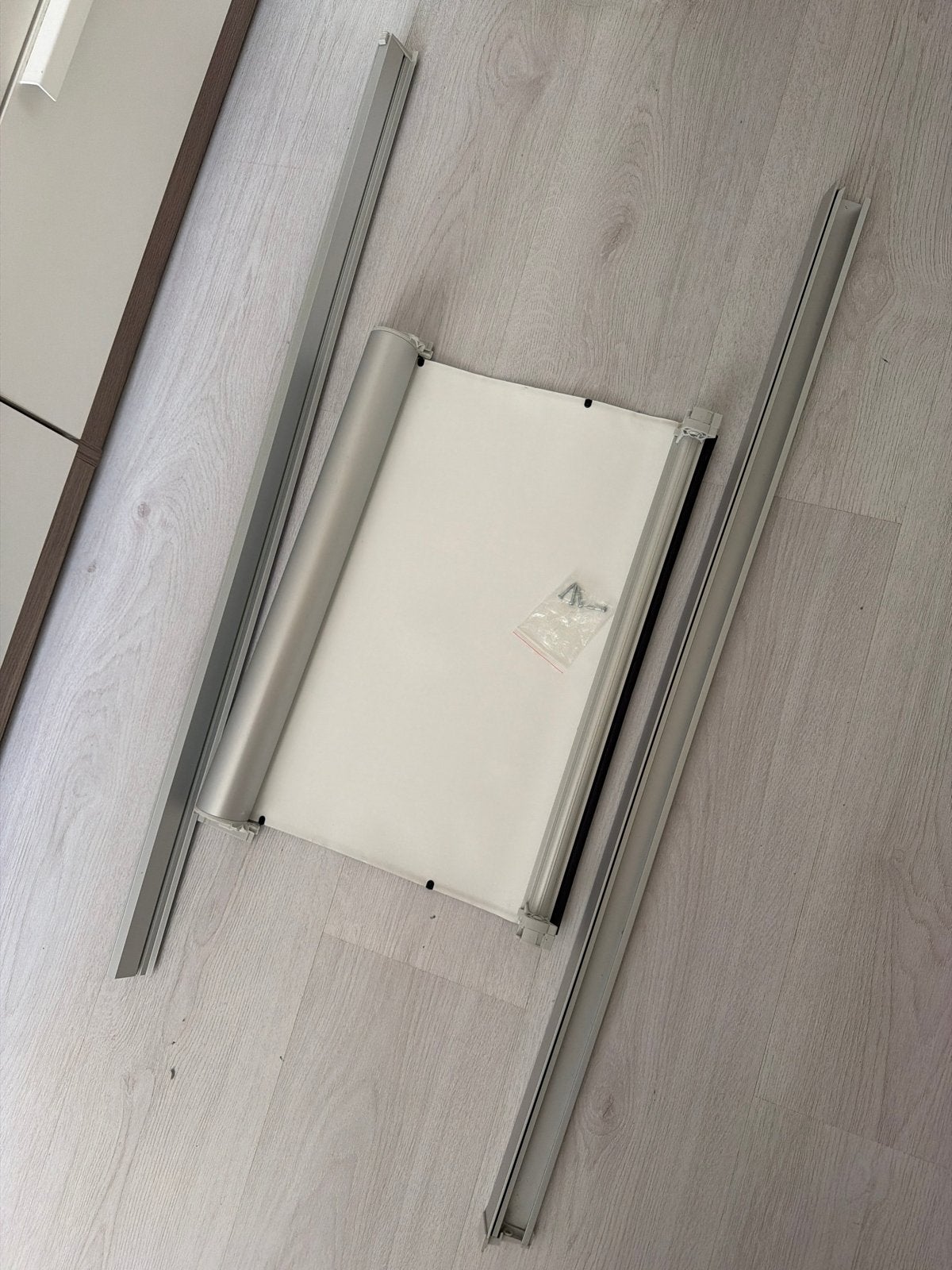 Velux verduisterend rolgordijn voor dakraam, Gebruikt, Verduisterend, Wit, Ophalen of Verzenden