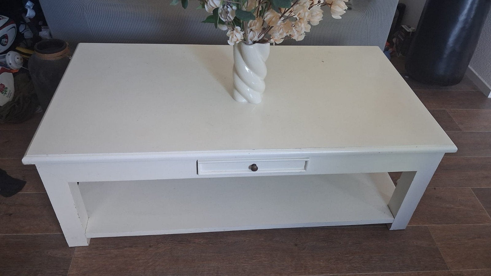 mooie stevige salontafel, Ophalen, 100 tot 150 cm, 50 tot 100 cm, Zo goed als nieuw