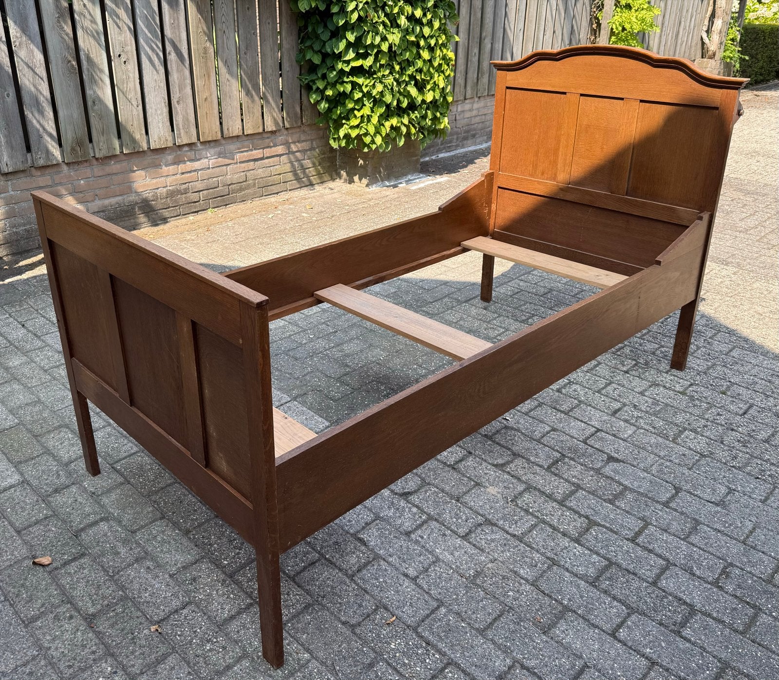 Vintage houten bedframe 195x96 cm, Ophalen