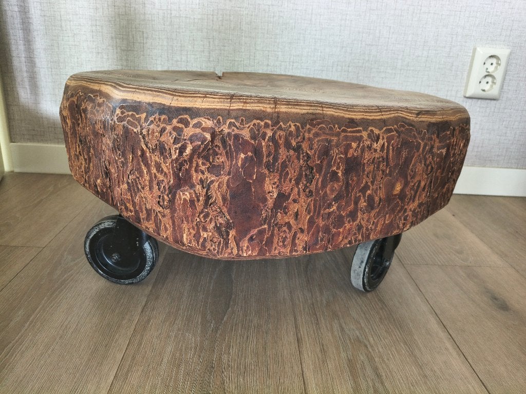 Portugese Eik - Decoratieve bijzettafel, Minder dan 55 cm, Gebruikt, Rond, Hout