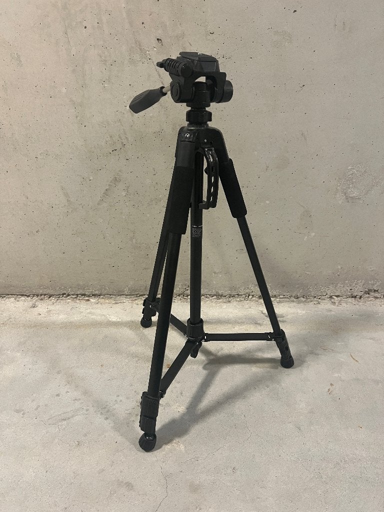 Statief LAB31 - Fotografie (Simpel, eenvoudig, foto), Audio, Tv en Foto, Fotografie | Statieven en Balhoofden, Ophalen, Zo goed als nieuw
