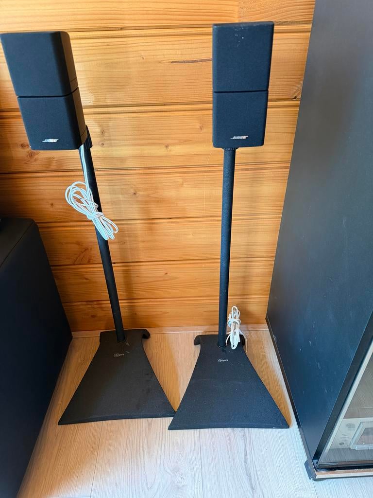 Bose Acoustimass speakers met standaarden, Ophalen of Verzenden, Gebruikt, Minder dan 60 watt, Bose