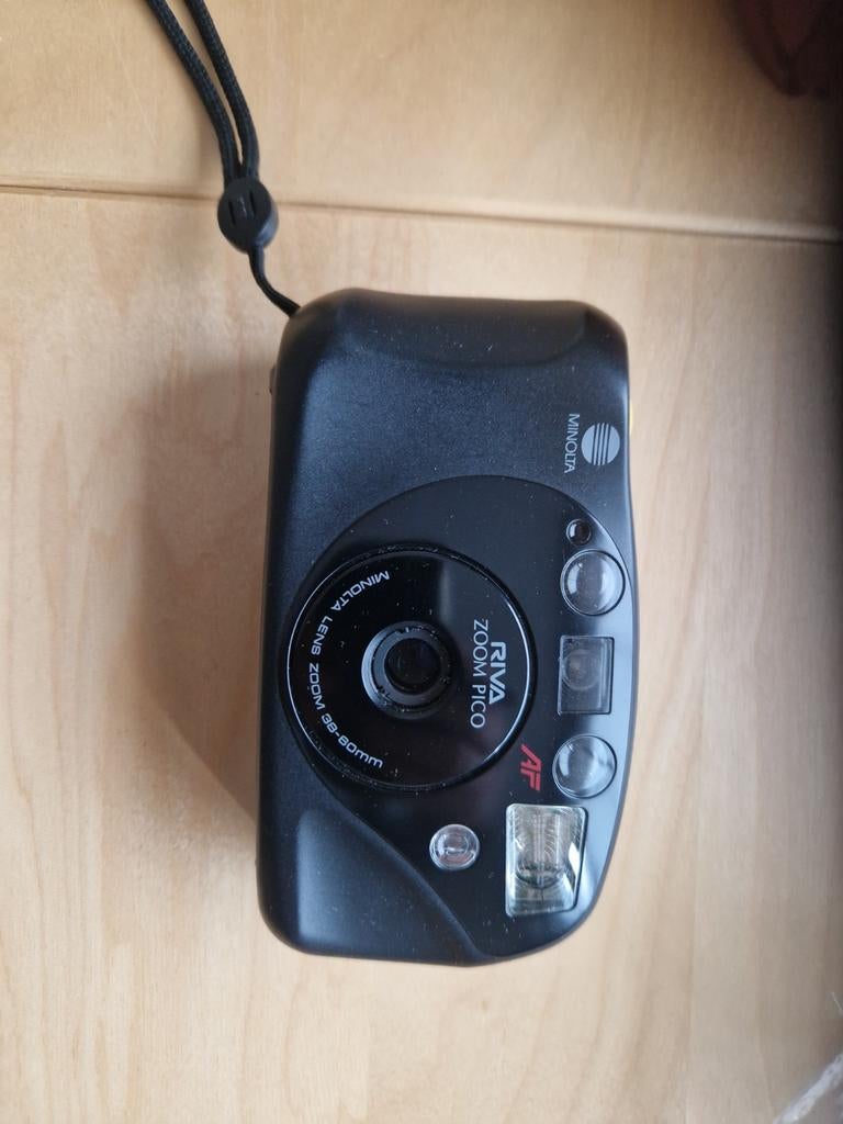 Minolta Riva Zoom Pico AF Compact Camera, Audio, Tv en Foto, Fotocamera's Analoog, Ophalen of Verzenden, Gebruikt, Compact, Minolta