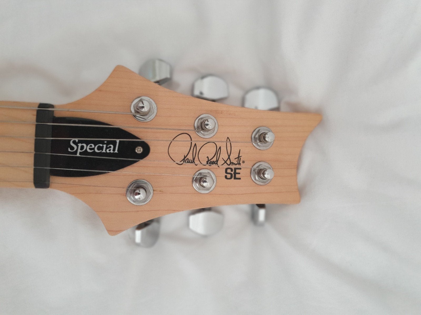 PRS SE swamp ash special charcoal pre-owned, Muziek en Instrumenten, Snaarinstrumenten | Gitaren | Elektrisch, Ophalen, Zo goed als nieuw
