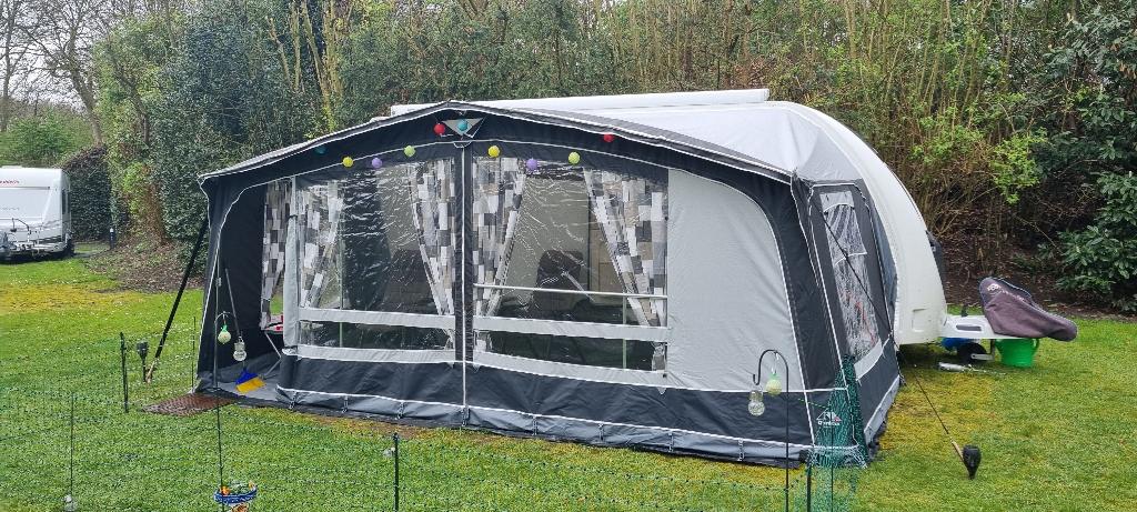 Dorema voortent type Octavia (2024), Caravans en Kamperen, Ophalen, Zo goed als nieuw, Ten Cate All Season 200g/m2, Dorema