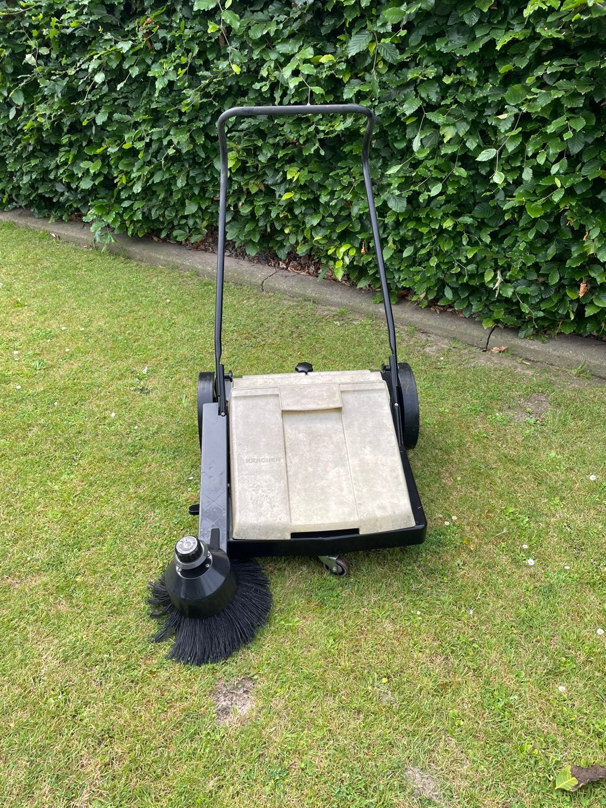KARCHER KM 700 veegmachine, Ophalen, Gebruikt