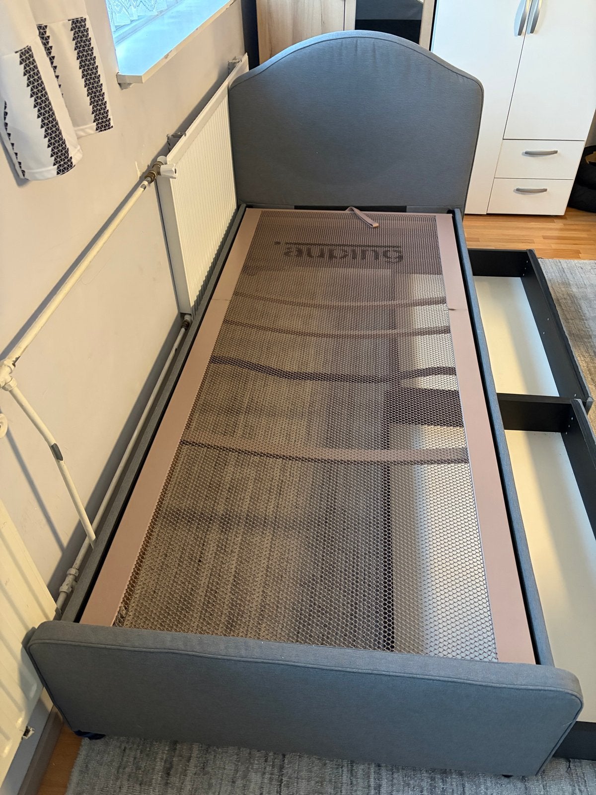 Eenpersoonsbed met lattenbodem en opbergruimte, Huis en Inrichting, Slaapkamer | Bedden, Ophalen, Gebruikt, 90 cm, Eenpersoons