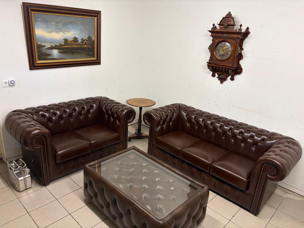 Chesterfield 2- en 3-zits bank met salontafel, Ophalen, 7671cm, Chesterfield, Leer