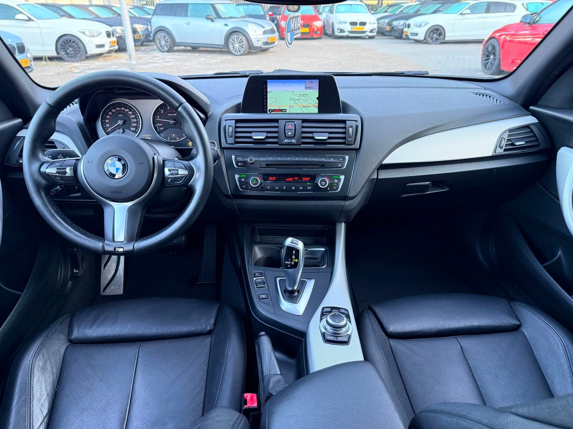 BMW 1-serie 116i Executive M Sport|Nieuwe Ketting + Klepseal, Auto's, Gebruikt, 4 cilinders, 650 kg, 17 km/l