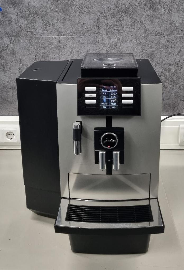 Jura X6 MET GARANTIE EN SERVICEBEURT, Ophalen, Afneembaar waterreservoir, 10 kopjes of meer, Gemalen koffie