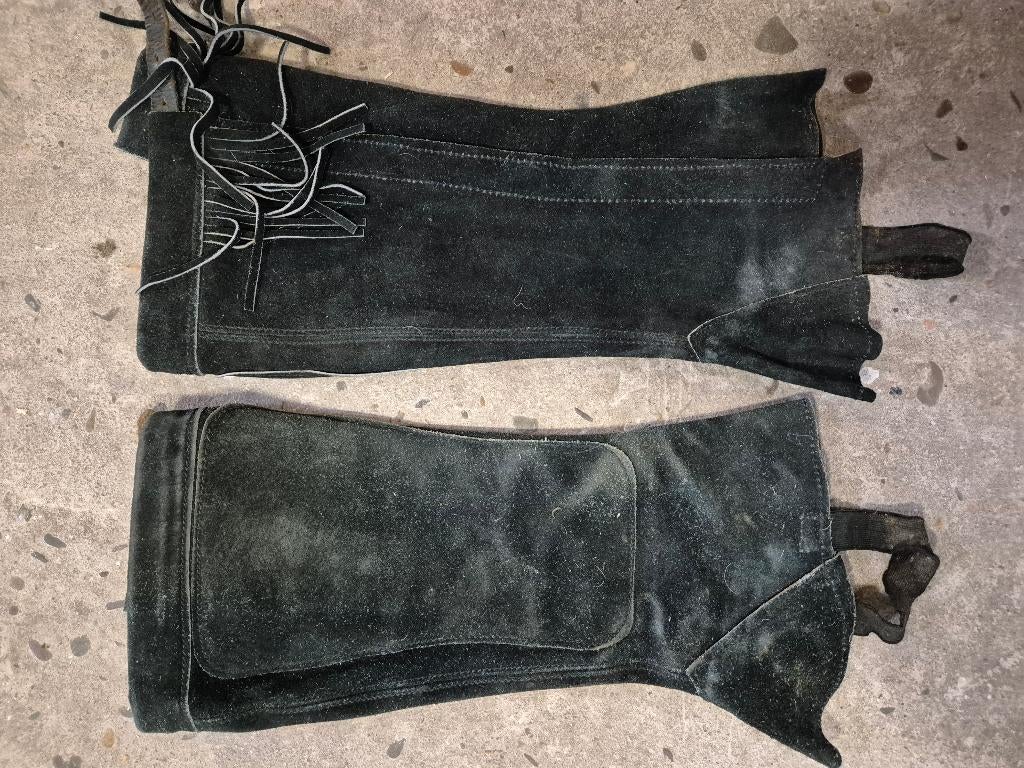 Chaps suede, Dieren en Toebehoren, Paardrijkleding, Ophalen of Verzenden, Gebruikt, Overige soorten, Schoeisel