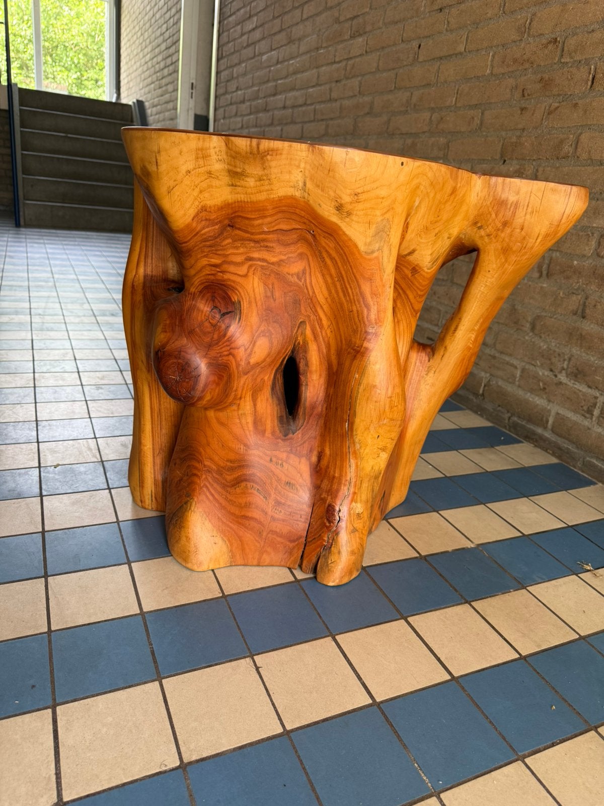 Boomstam tafel  Hoog 54cm Breed 57cm, Ophalen, Minder dan 55 cm, Zo goed als nieuw, 60 cm of meer